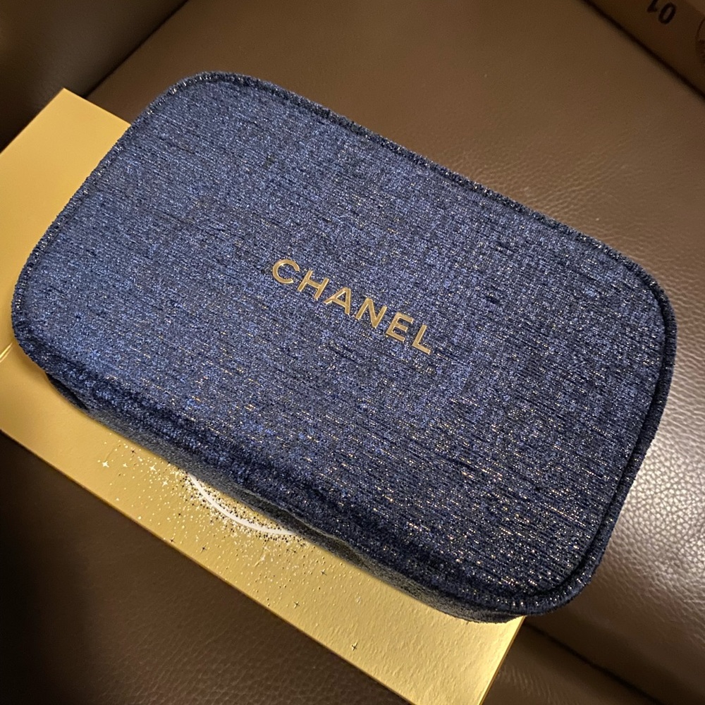 Chanel make up bag brand new